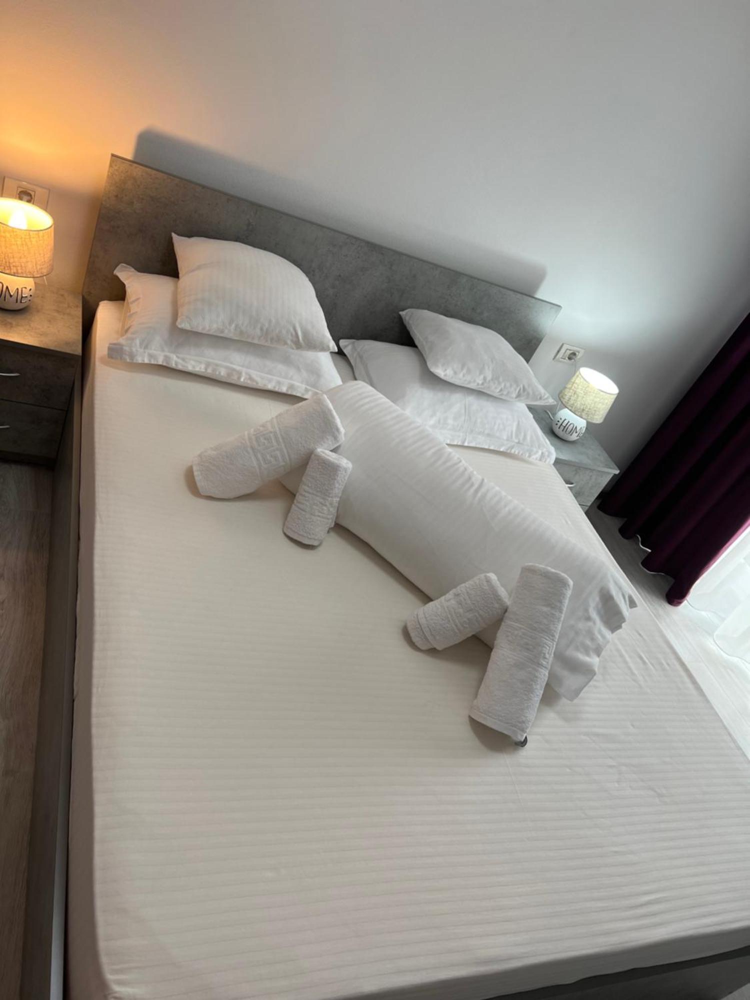 Apartament Anais Gyulafehérvár Kültér fotó